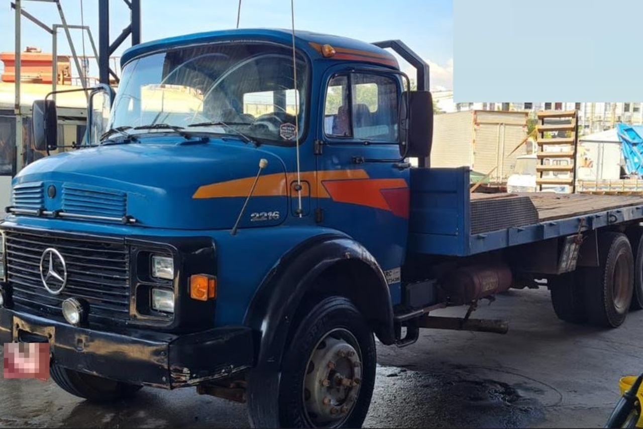 Mercedes Benz MB 2216 - 86/86 3