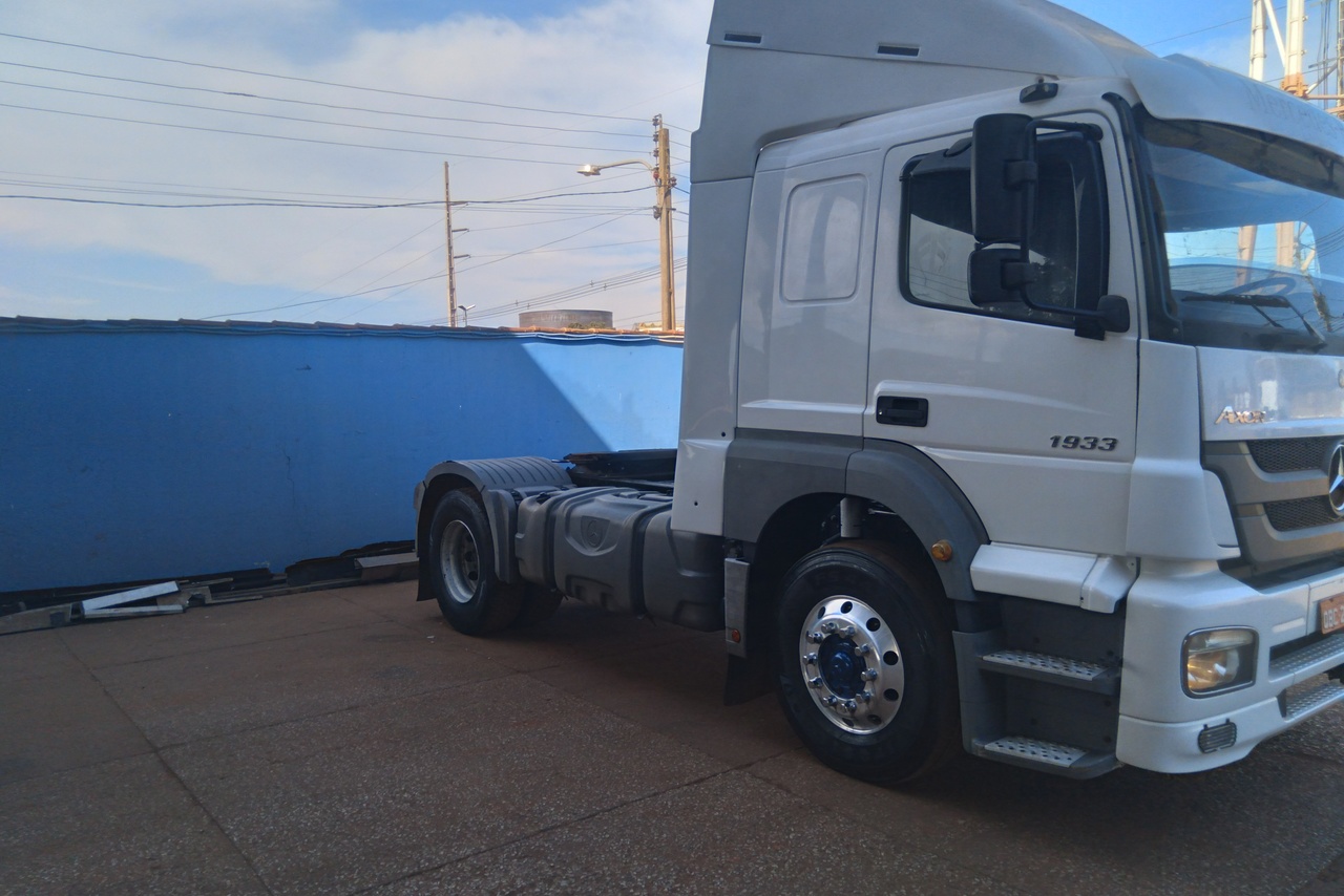 Mercedes Benz Axor 1933 - 14/14 3