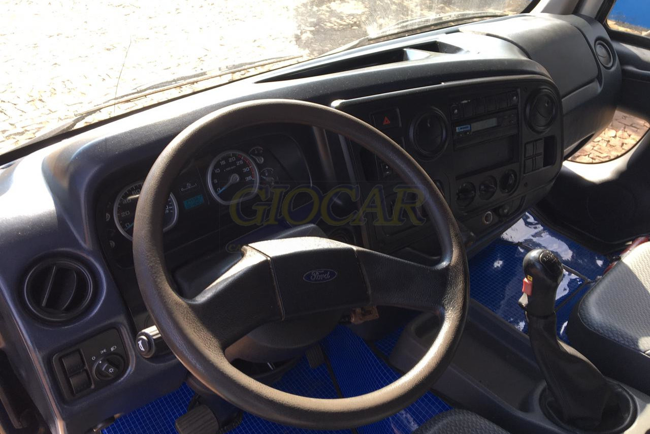 Ford Cargo 1719 - 13/13 17