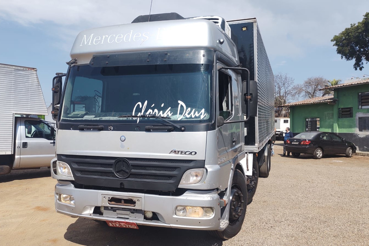 Mercedes Benz Atego 2425 - 10/10 2