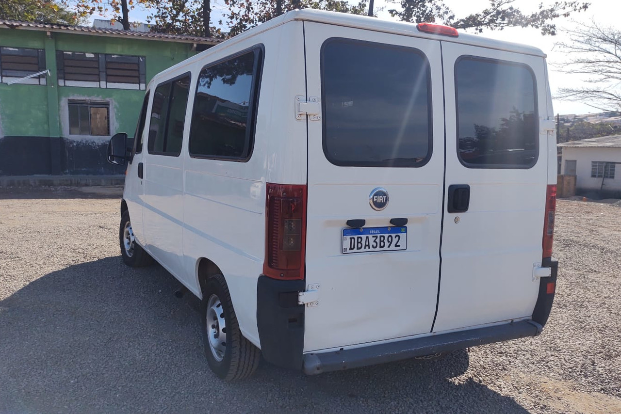 Fiat Ducato Minibus - 05/06 5