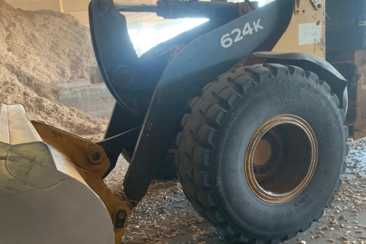John Deere 624K - 17/17 5