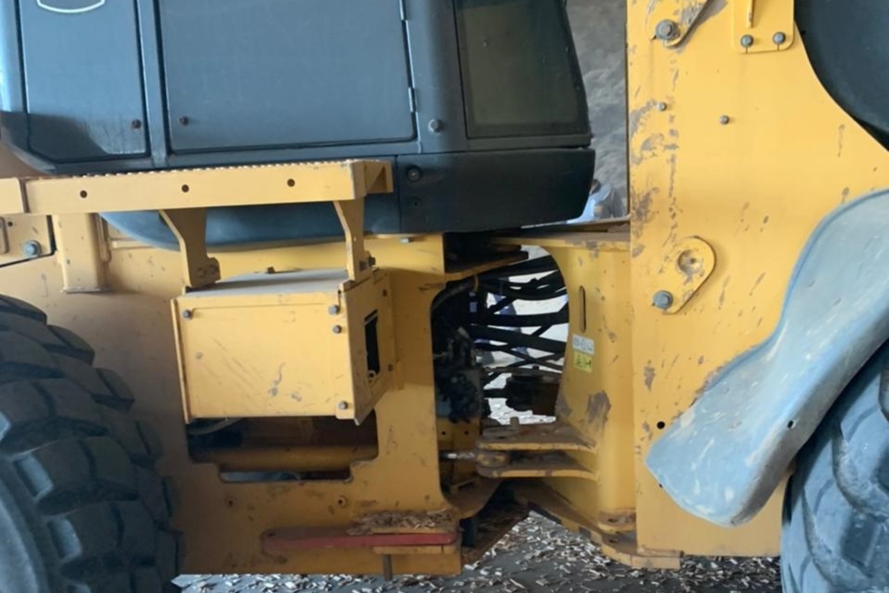 John Deere 624K - 17/17 16