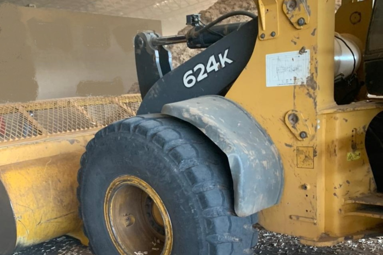 John Deere 624K - 17/17 17