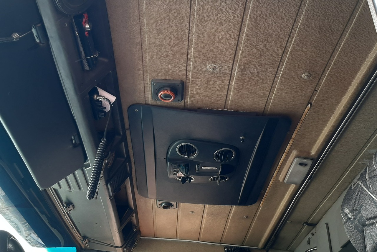 Scania 113 360 - 93/93 17