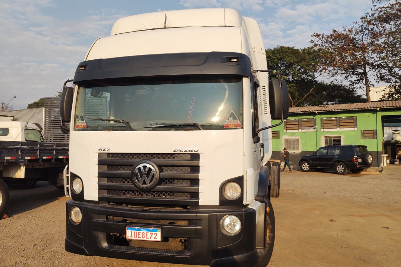 Volkswagen 24-280 E Constellation 6x2 - 13/13 2