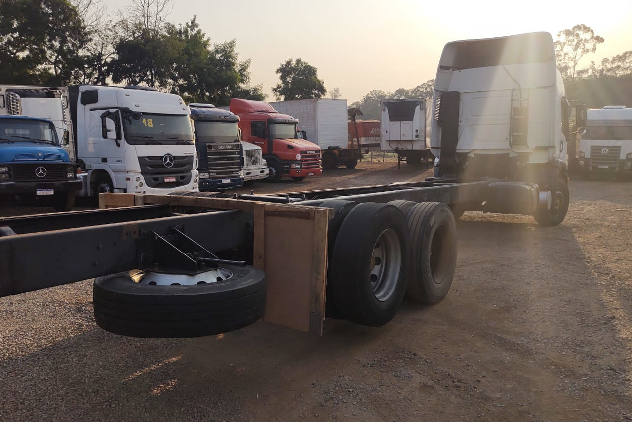 Volkswagen 24-280 E Constellation 6x2 - 13/13 6