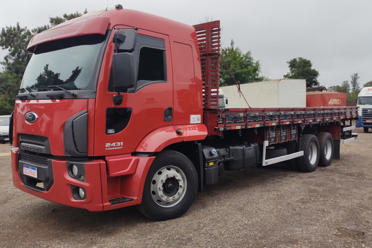 Ford Cargo 2431 - 18/19 3