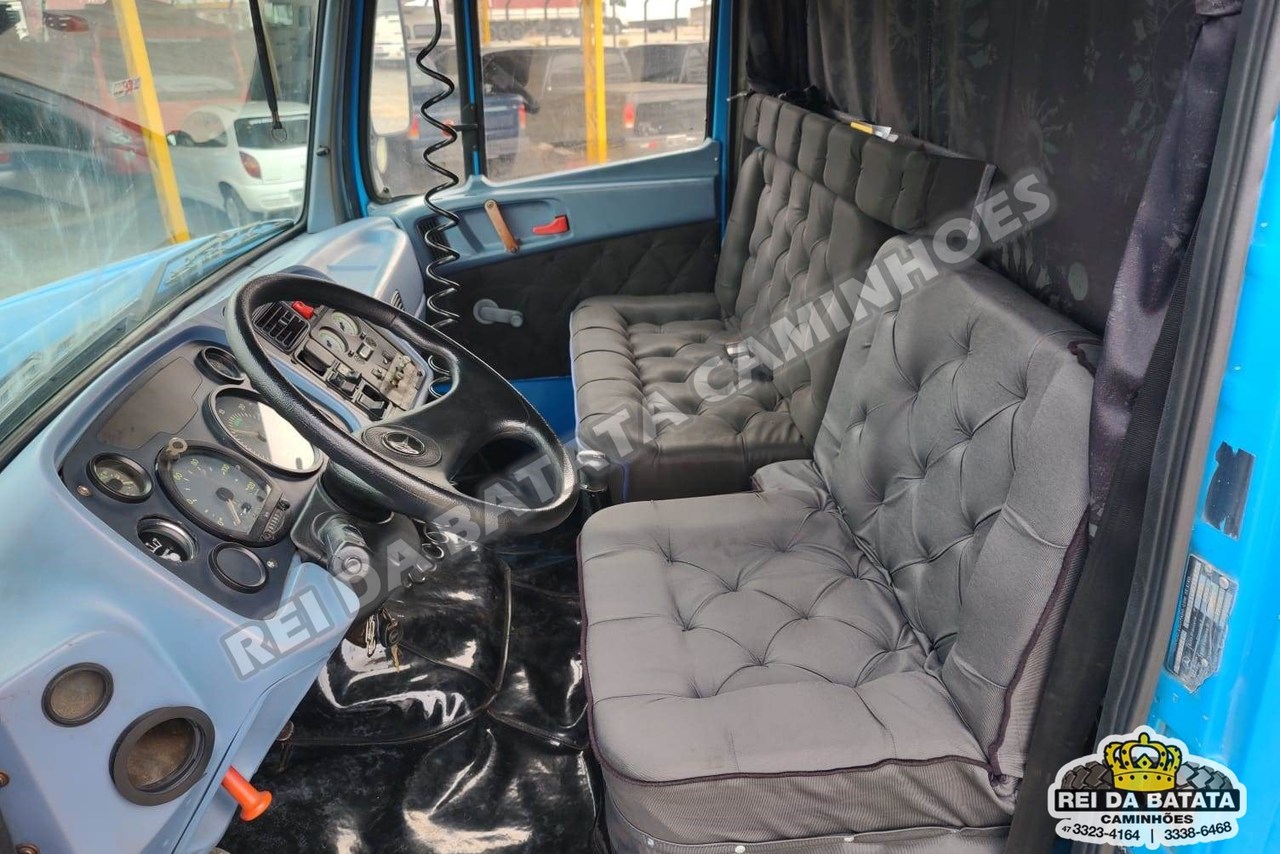 Mercedes Benz MB 1620 - 98/98 8