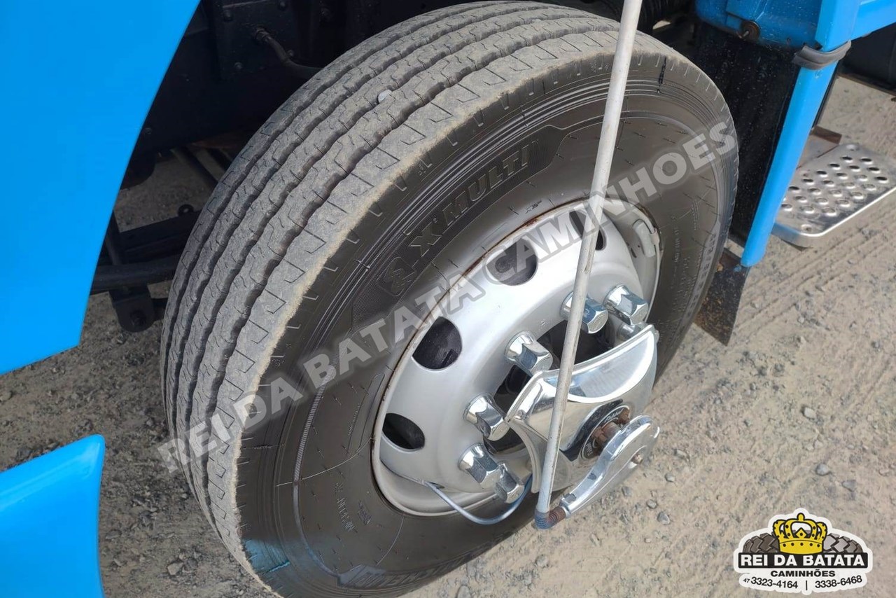 Mercedes Benz MB 1620 - 98/98 18