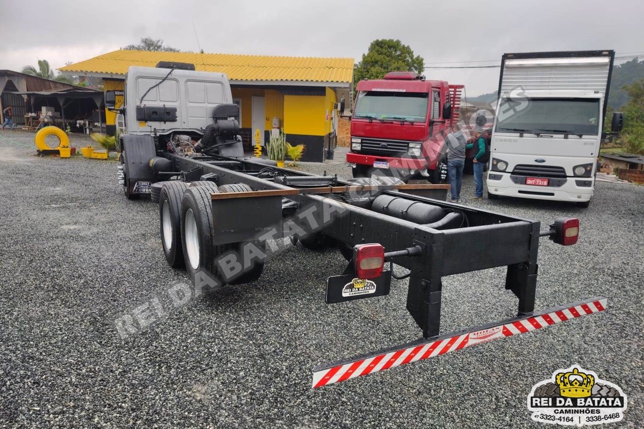 Ford Cargo2428 - 07/08 6