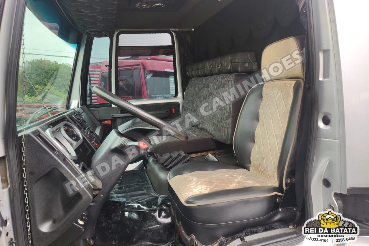 Ford Cargo2428 - 07/08 11