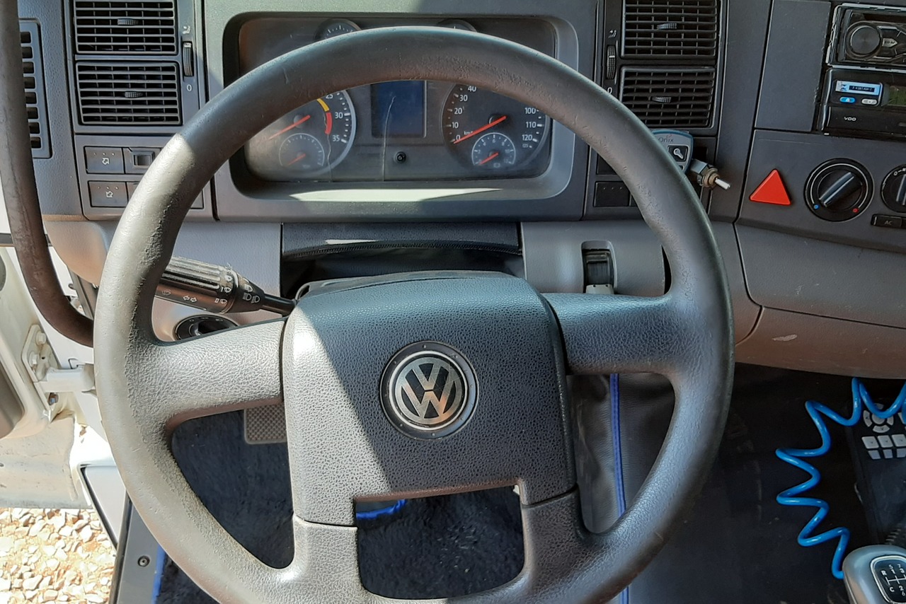 Volkswagen 24-280 E Constellation 6x2 - 12/12 11