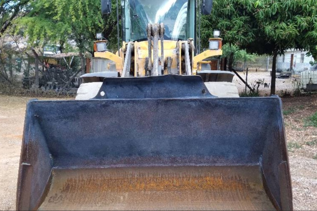 Volvo L90F - 13/13 5