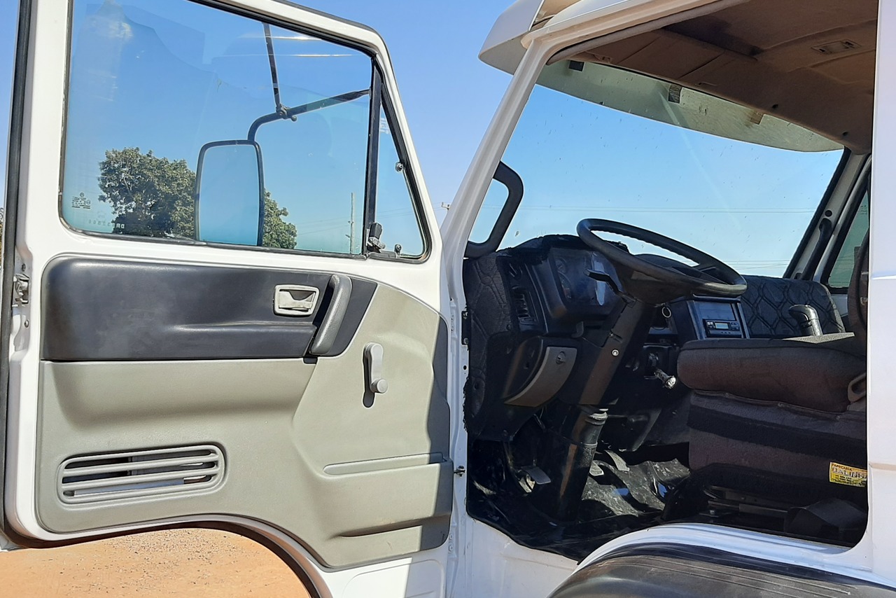 Volkswagen 17-190 E Constellation - 13/13 10