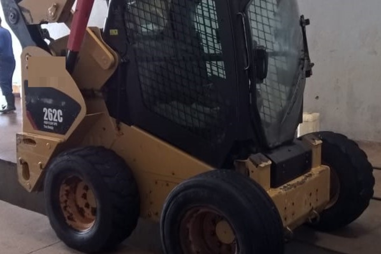 Caterpillar 262D - 12/12 3