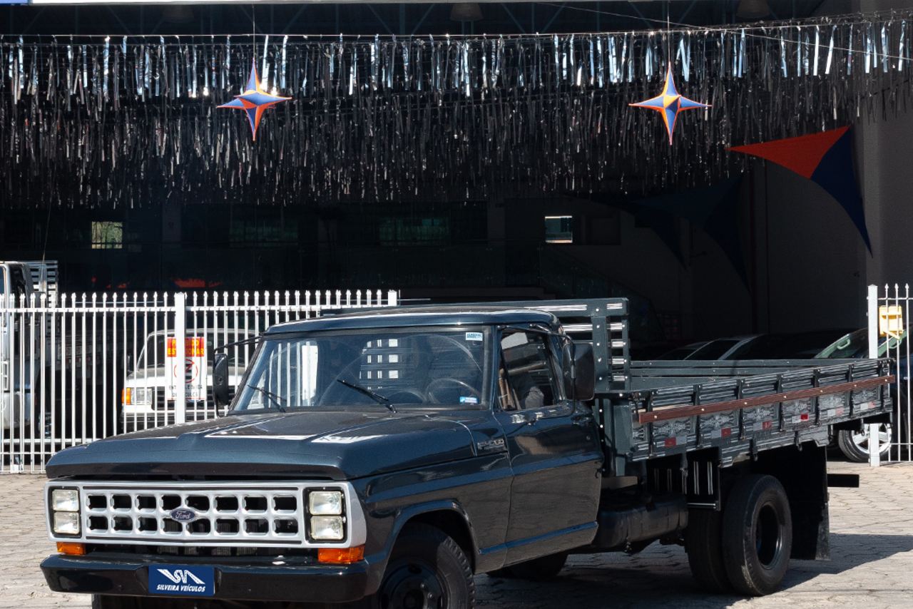 Ford F4000 - 85/85 3