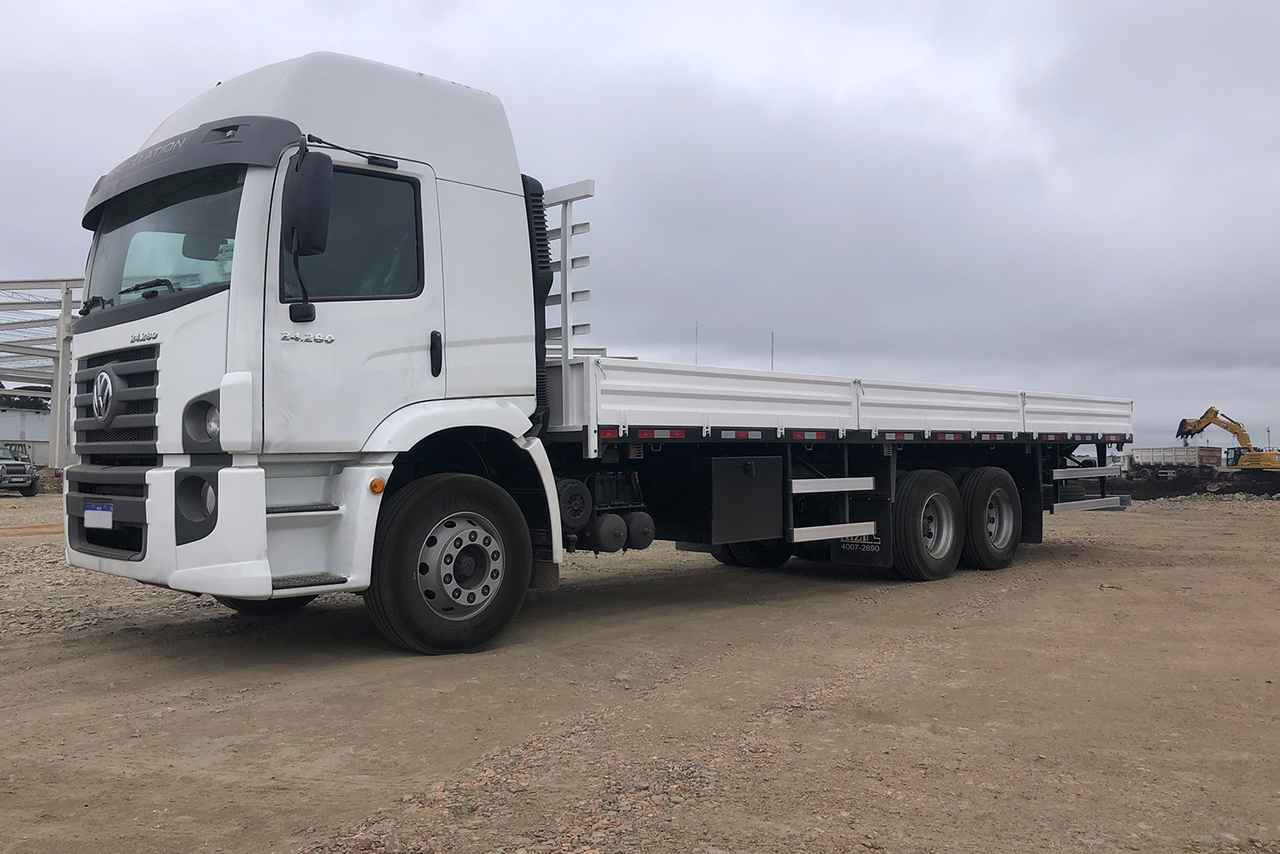 Volkswagen 24-280 E Constellation 6x2 - 21/22 5