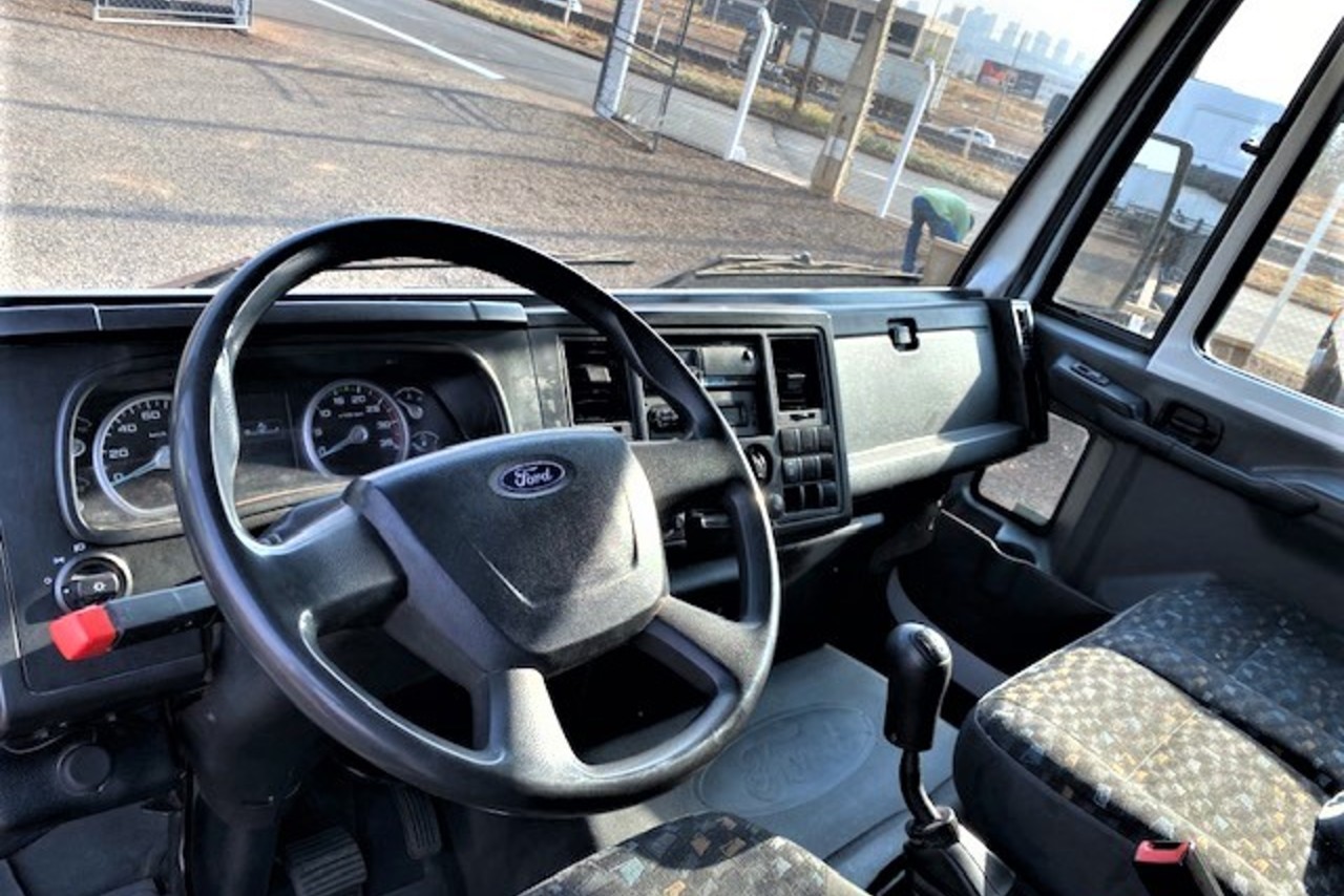 Ford Cargo1119 - 15/16 5