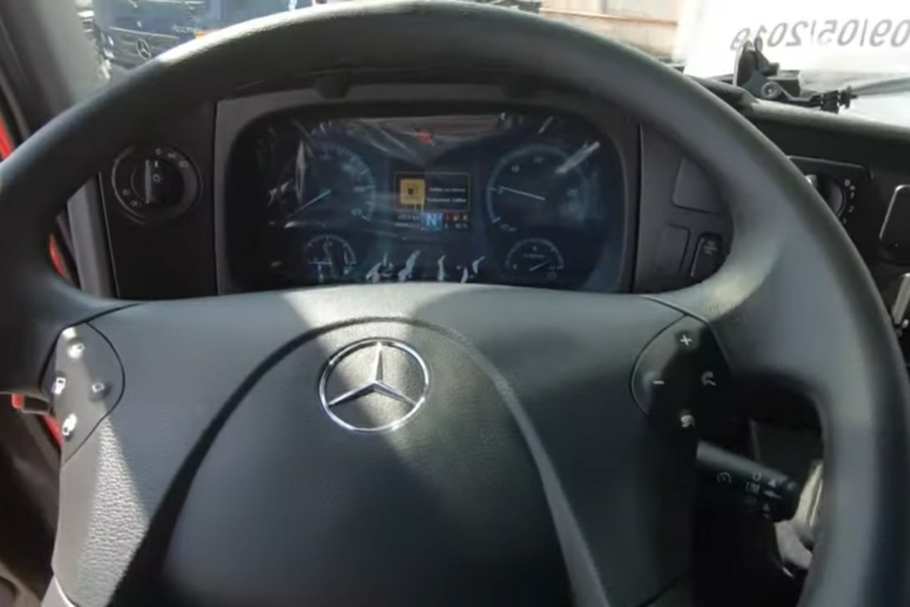 Mercedes Benz Axor 2644 - 19/29 3