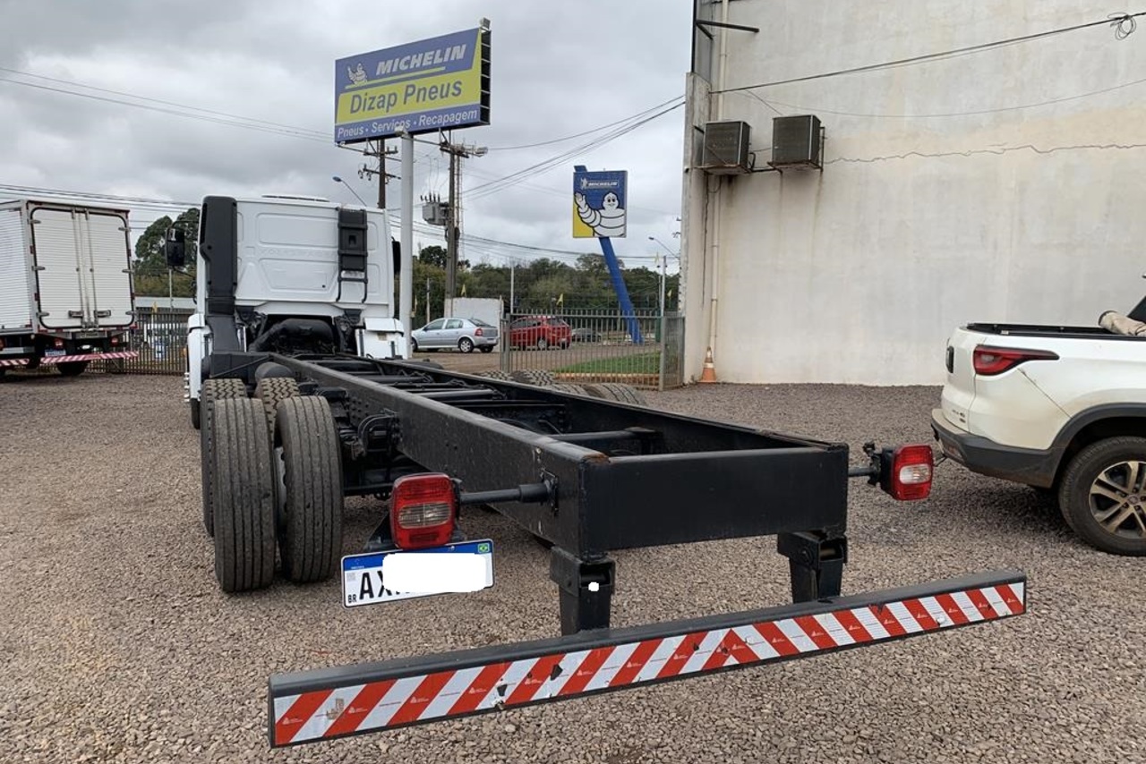 Volkswagen 24-280 E Constellation 6x2 - 13/13 6