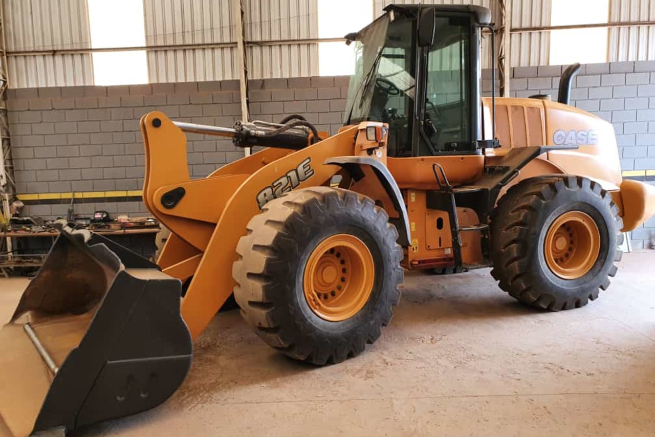 Case 821E - 16/16 2