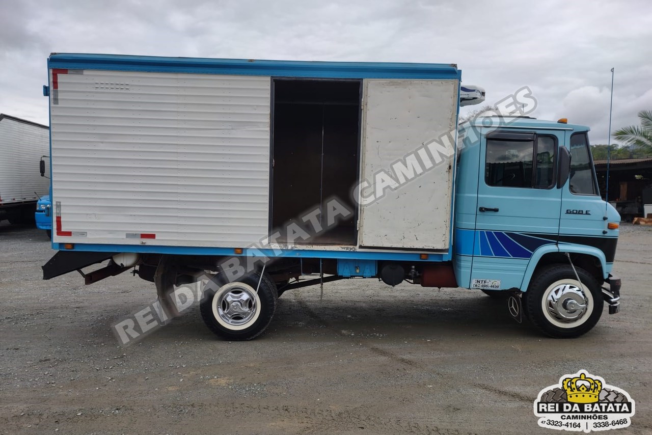 Mercedes Benz MB 608 - 86/86 7