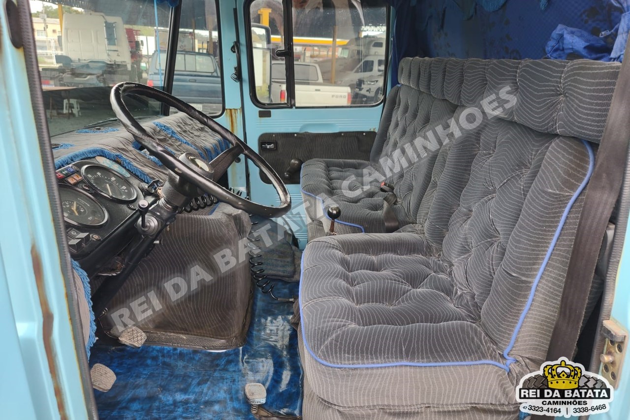 Mercedes Benz MB 608 - 86/86 9