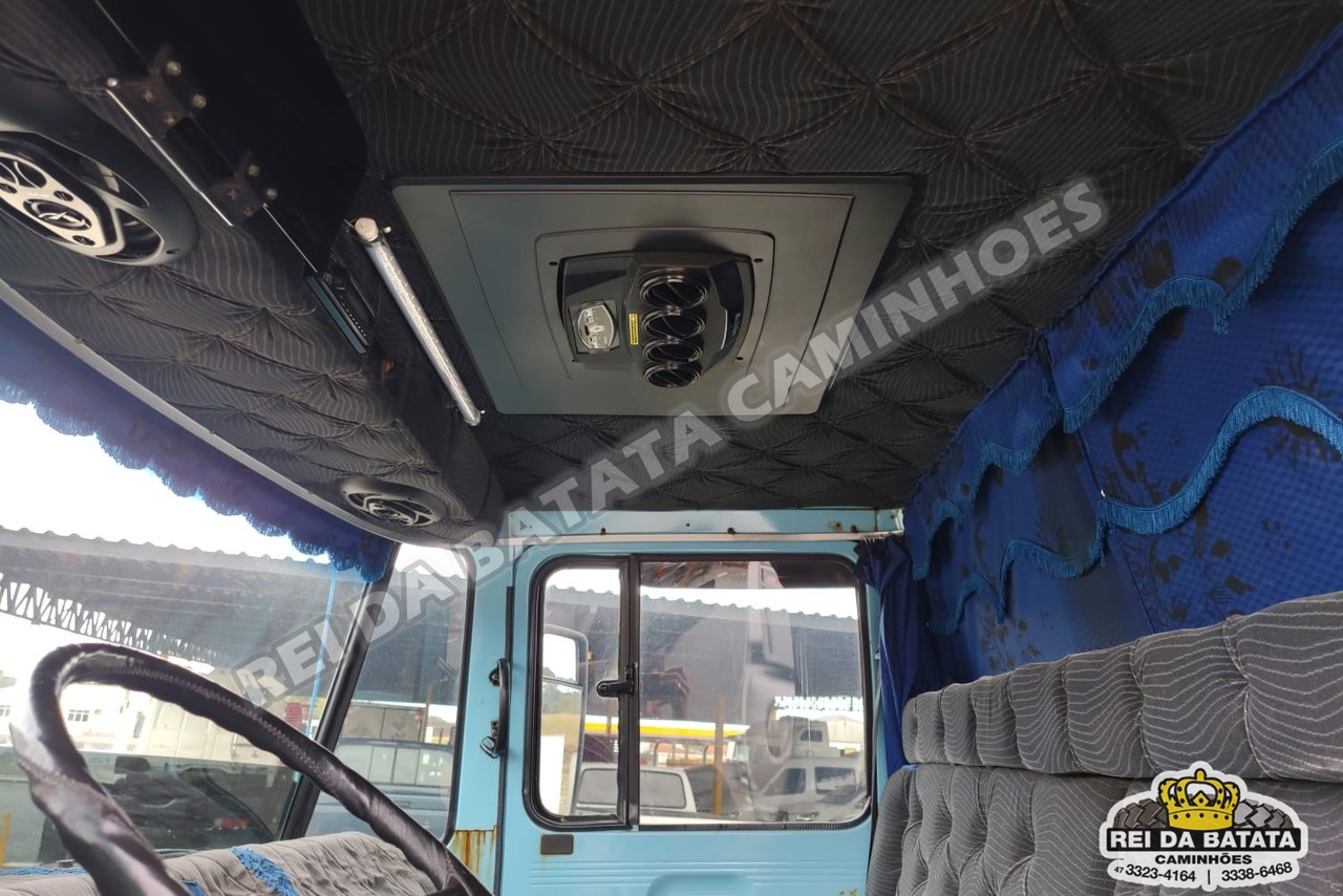 Mercedes Benz MB 608 - 86/86 11