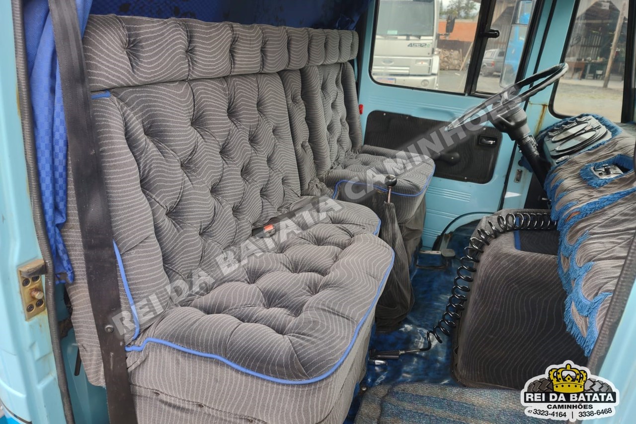 Mercedes Benz MB 608 - 86/86 20