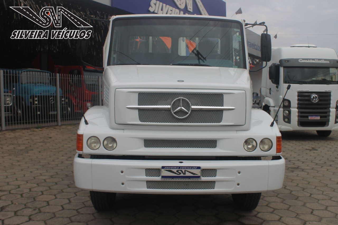 Mercedes Benz MB 1218 - 01/01 2