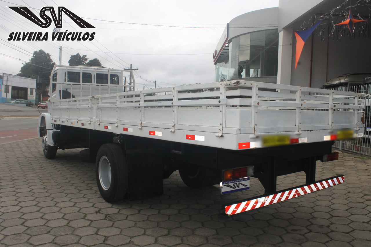 Mercedes Benz MB 1218 - 01/01 6