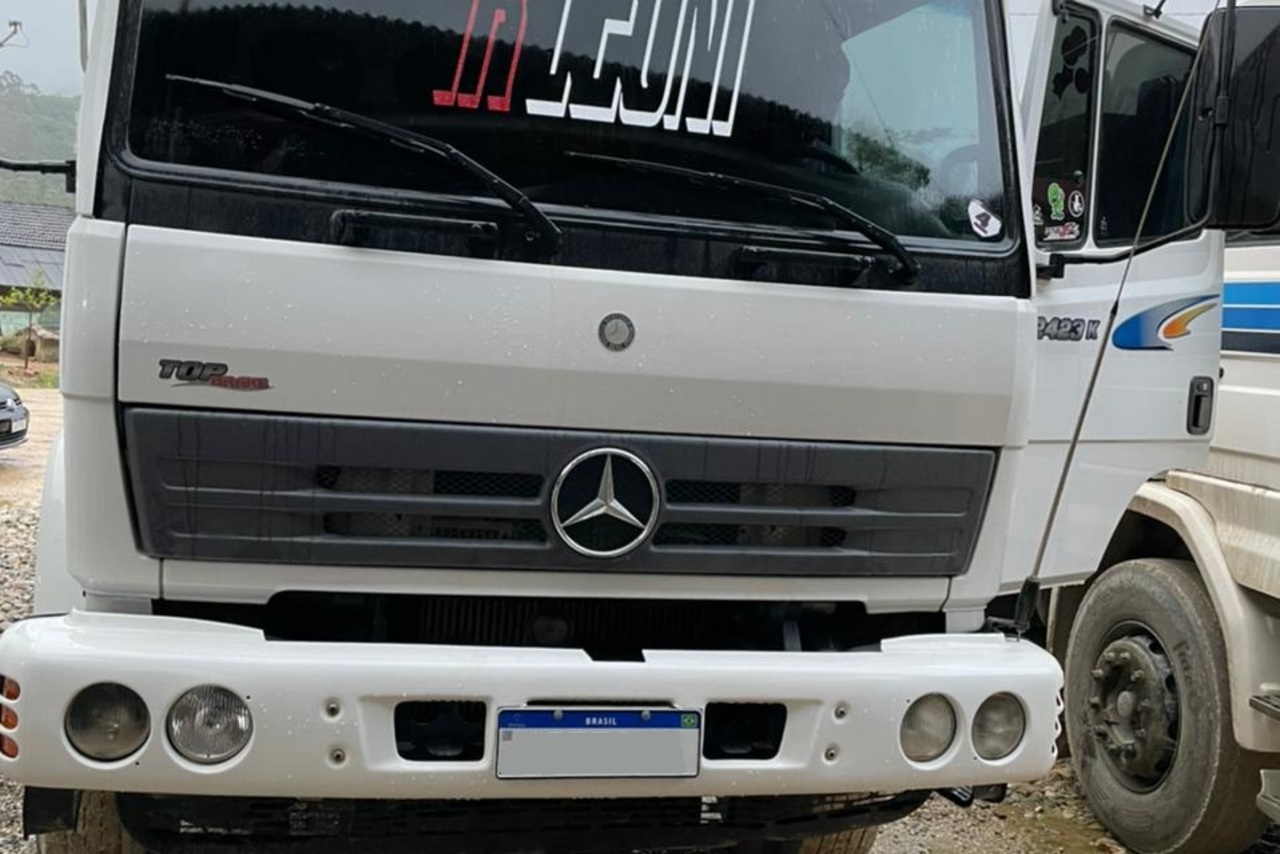 Mercedes Benz Atego 2423 - 09/09 21
