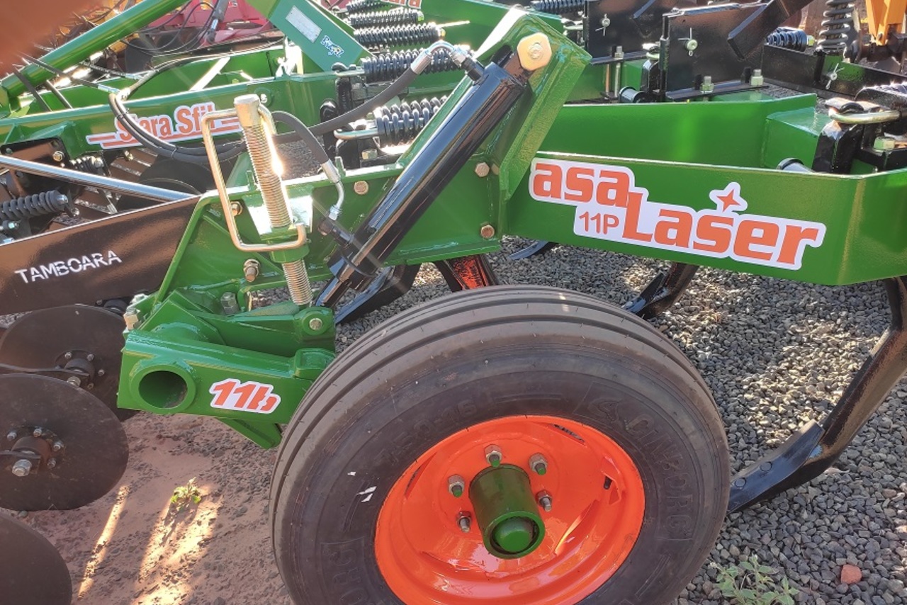 Stara 11 Hastes  Controle Remoto - 08/08 4