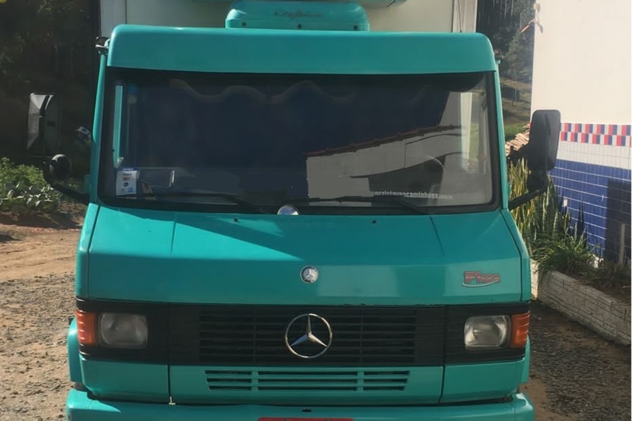 Mercedes Benz MB 710 - 03/03 6