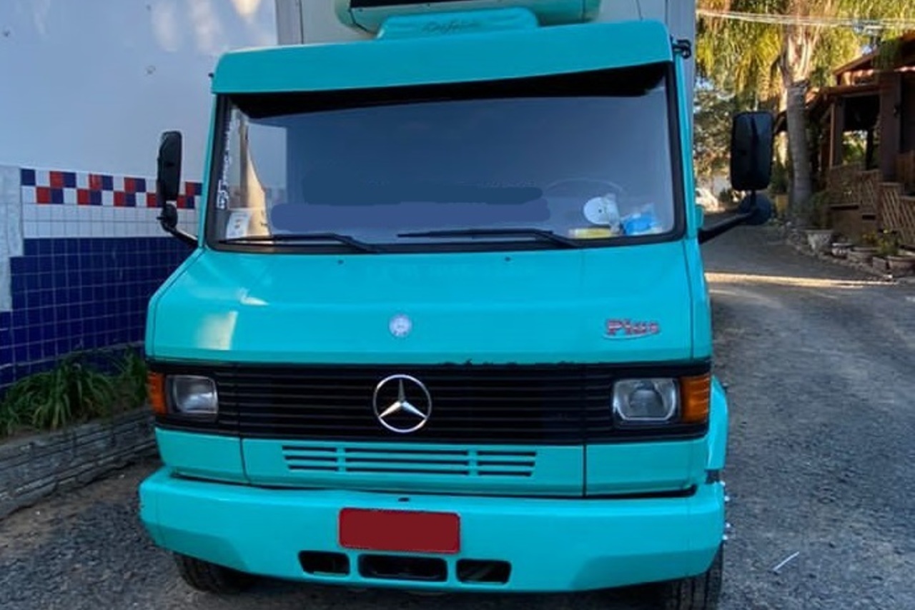Mercedes Benz MB 710 - 03/03 7
