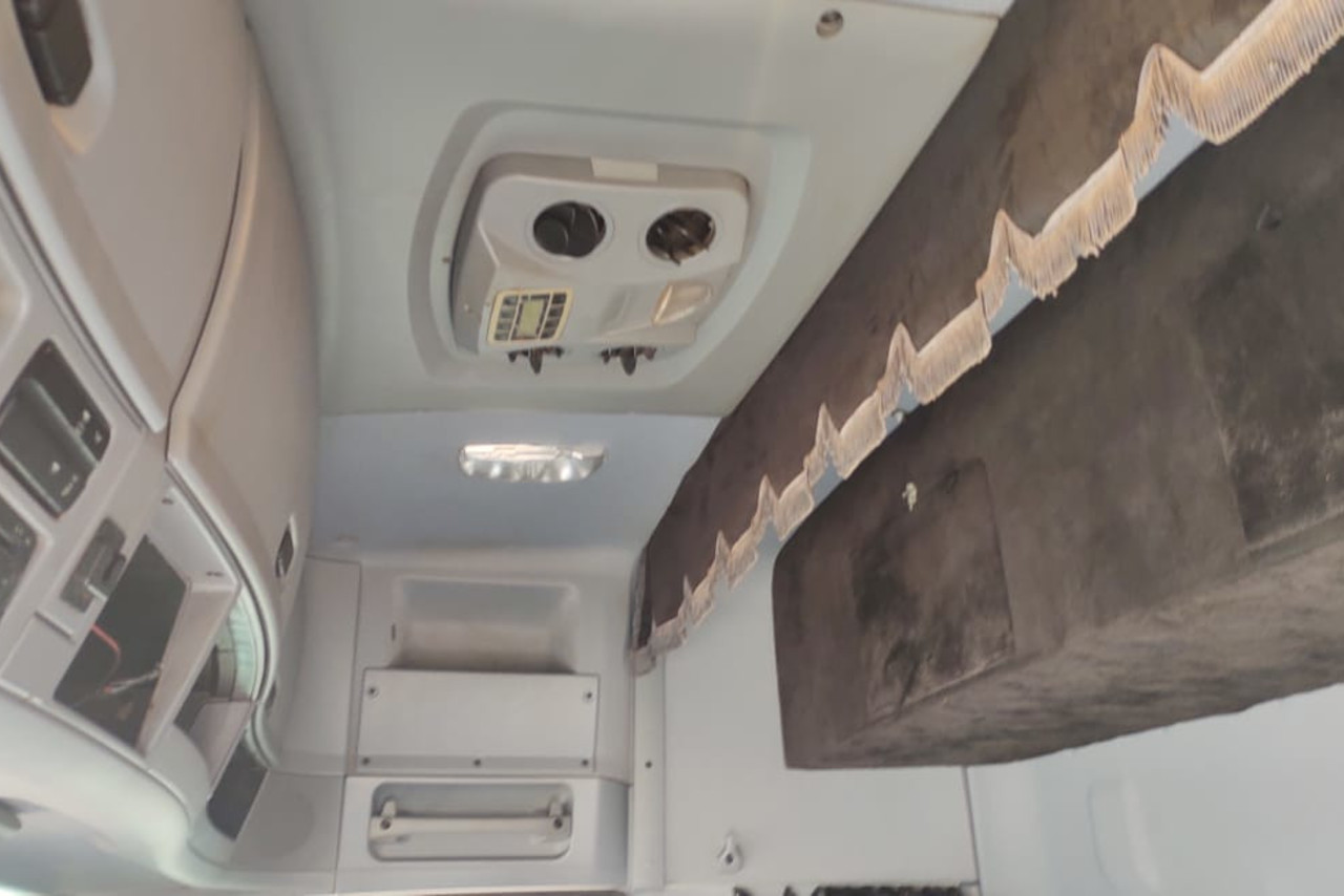 Mercedes Benz Actros 2651 - 17/18 9