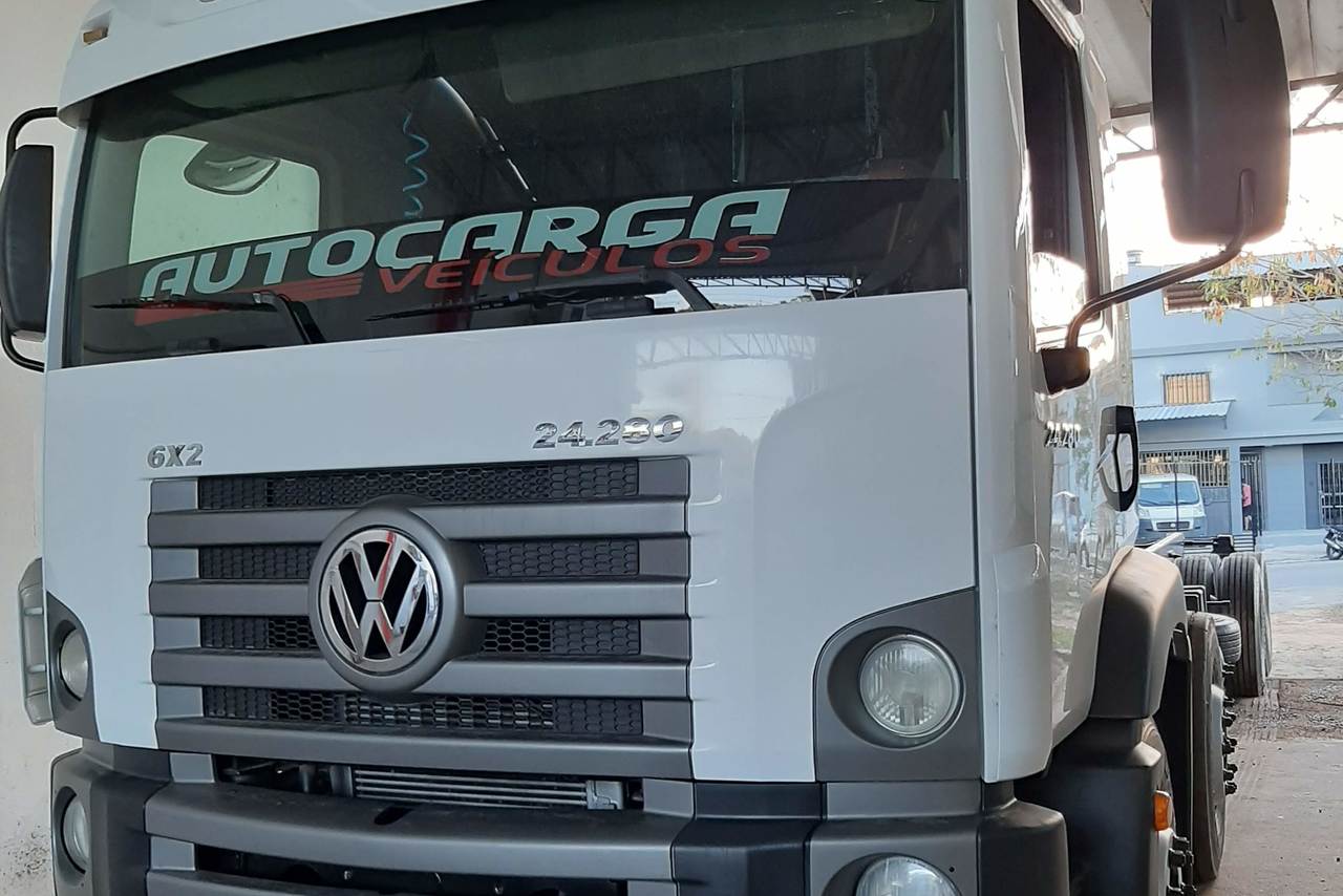 Volkswagen 24-280 E Constellation 6x2 - 12/12 5