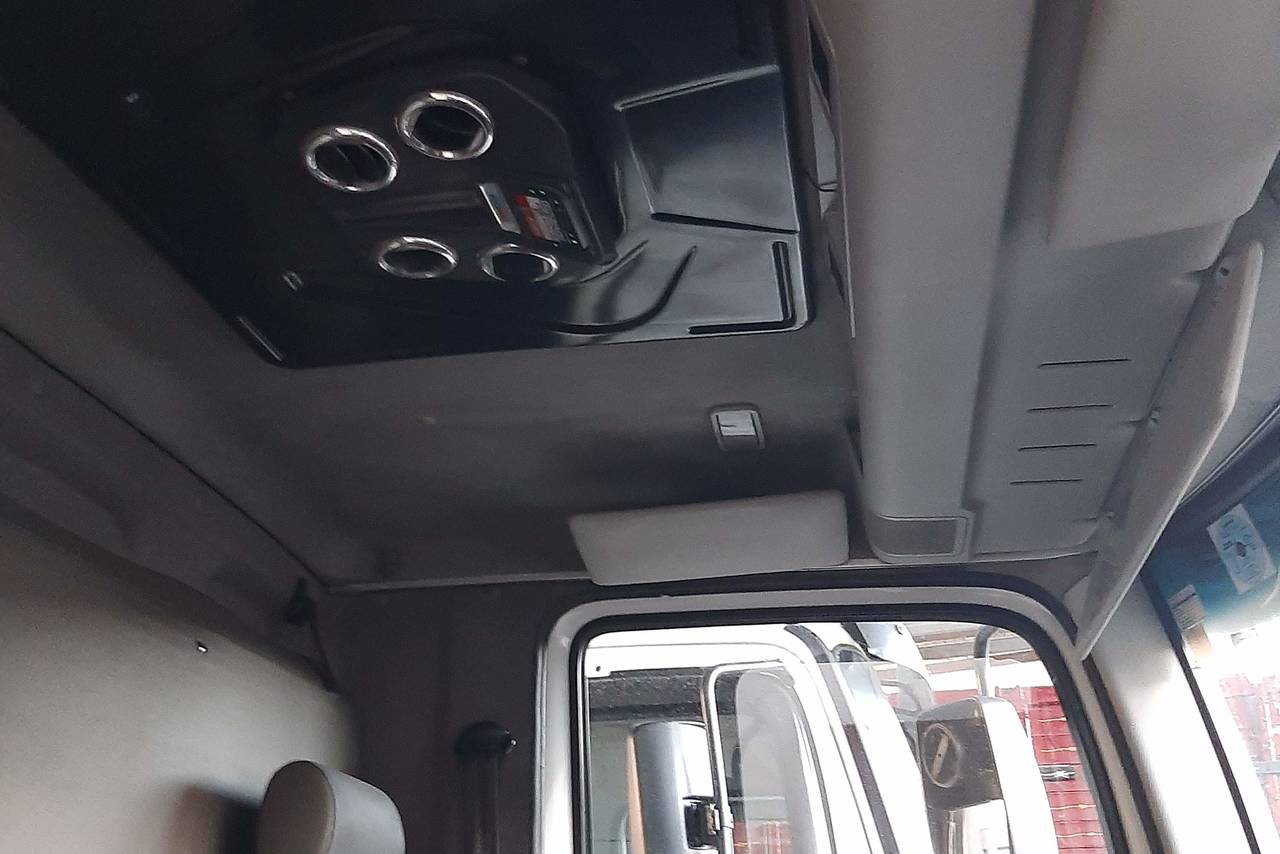 Volkswagen 24-280 E Constellation 6x2 - 12/12 13