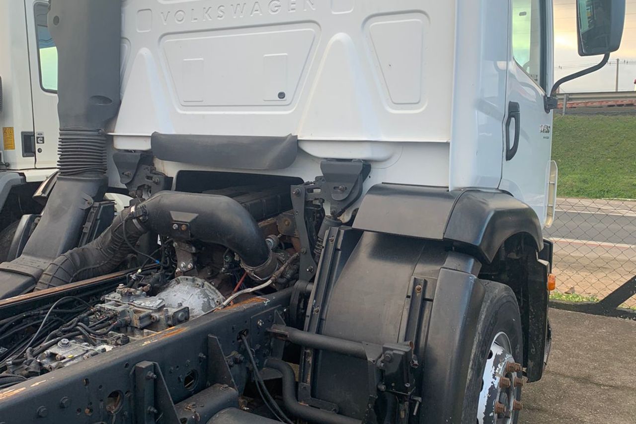 Volkswagen 24-280 E Constellation 6x2 - 15/15 5