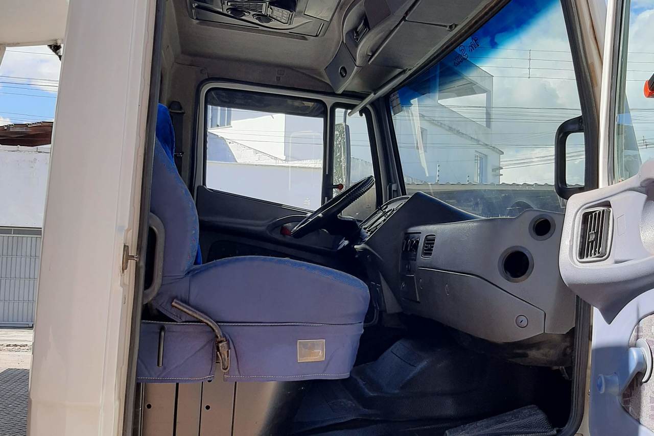 Mercedes Benz MB 1620 - 08/08 12