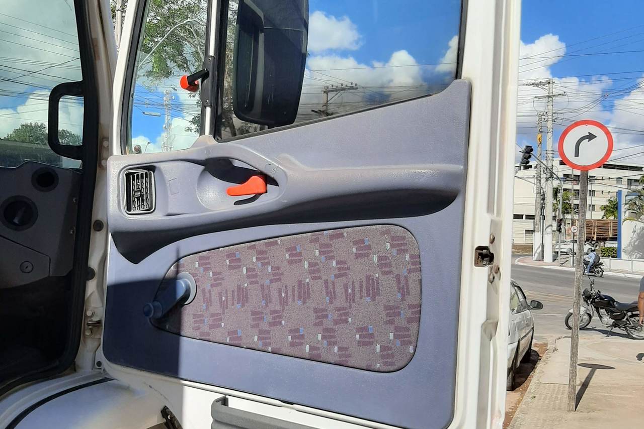 Mercedes Benz MB 1620 - 08/08 13