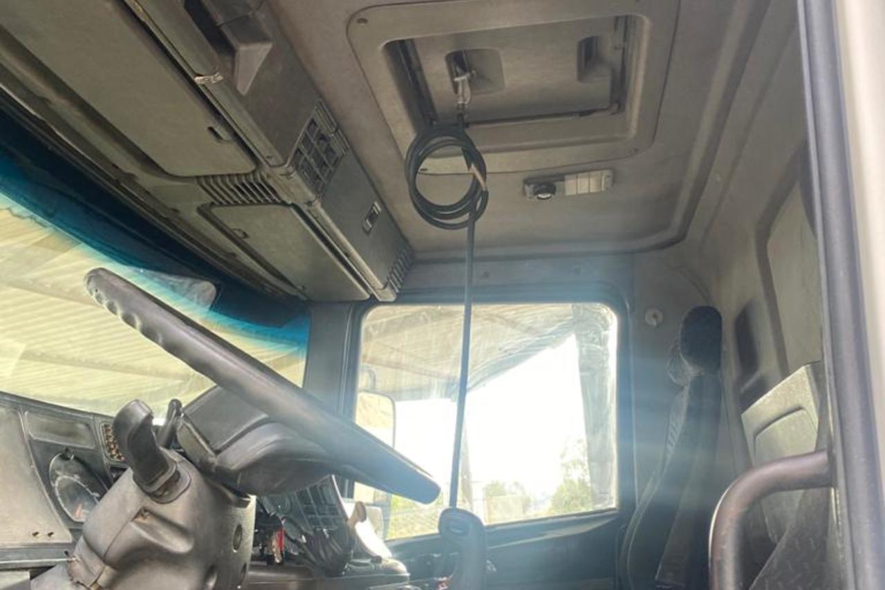 Scania 124 420 - 01/01 8