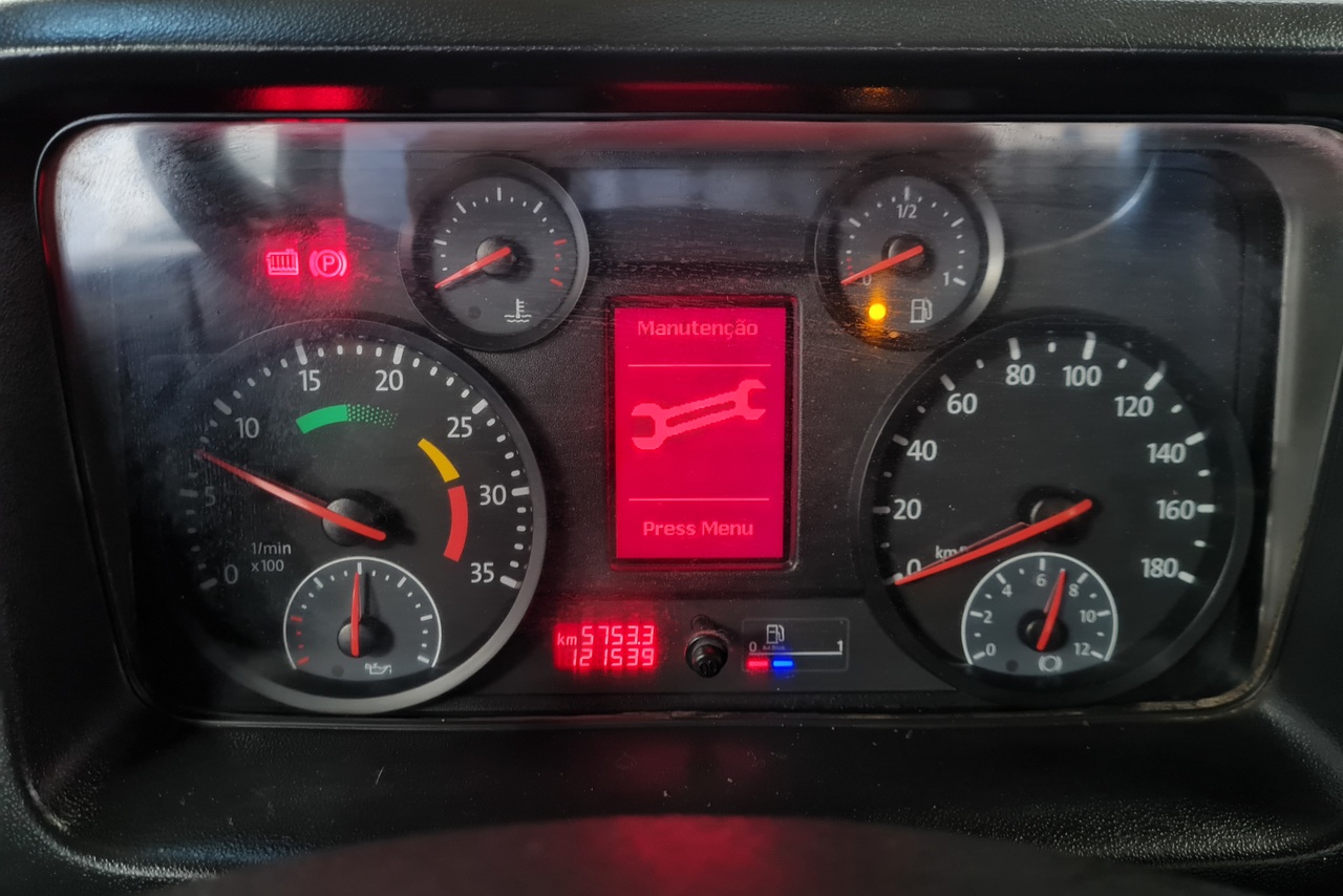 Volkswagen 8 160 - 12/12 9