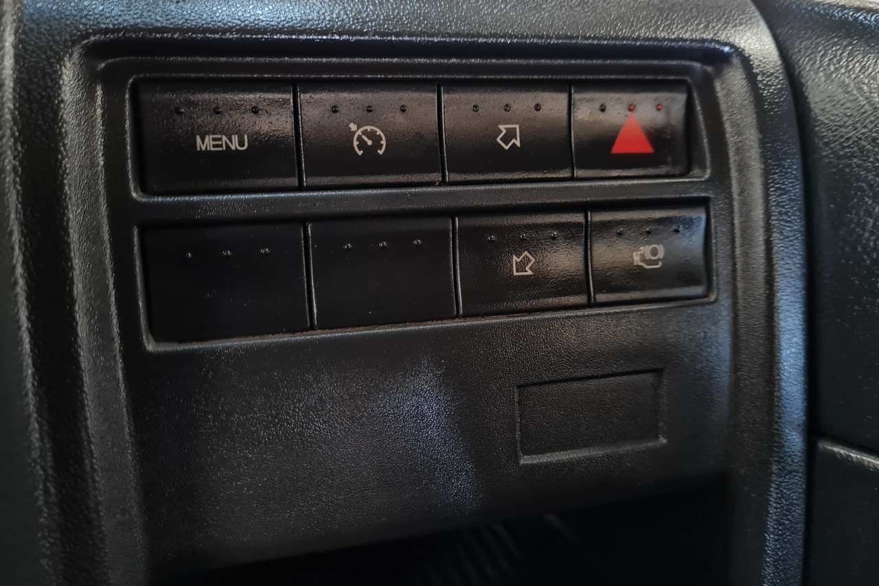 Volkswagen 8 160 - 12/12 10