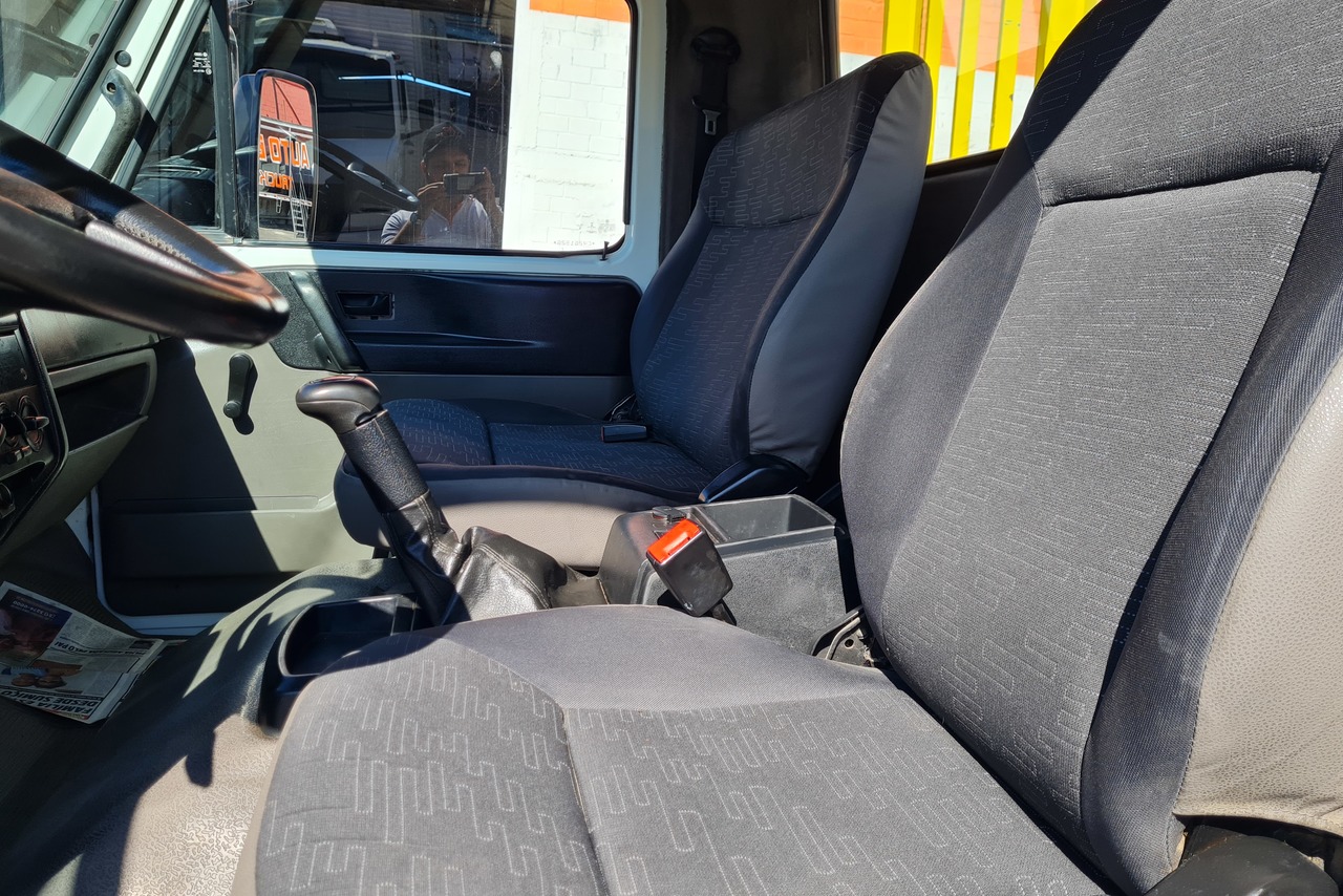 Volkswagen 8 160 - 12/12 12