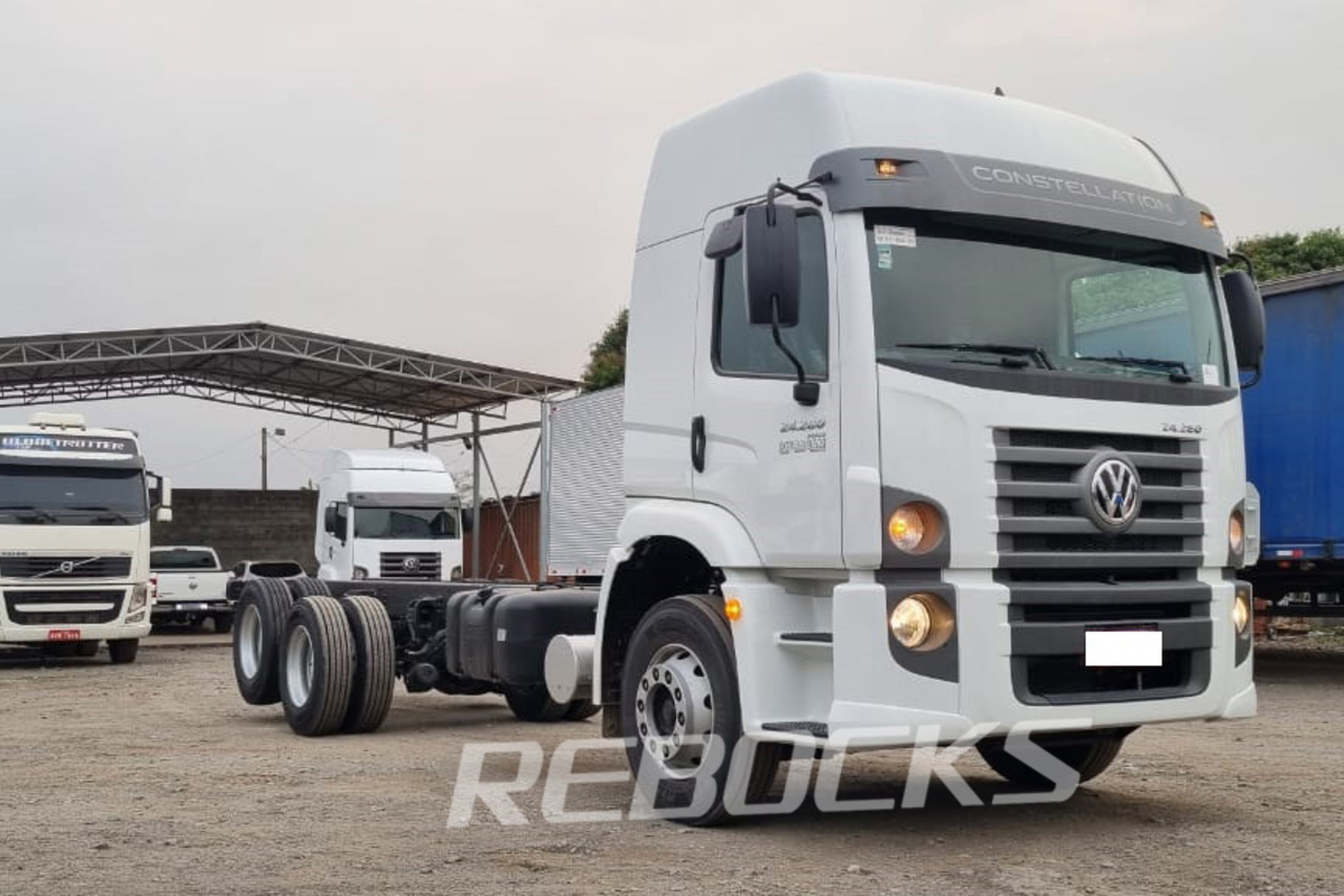 Volkswagen 24-280 E Constellation 6x2 - 21/22 3