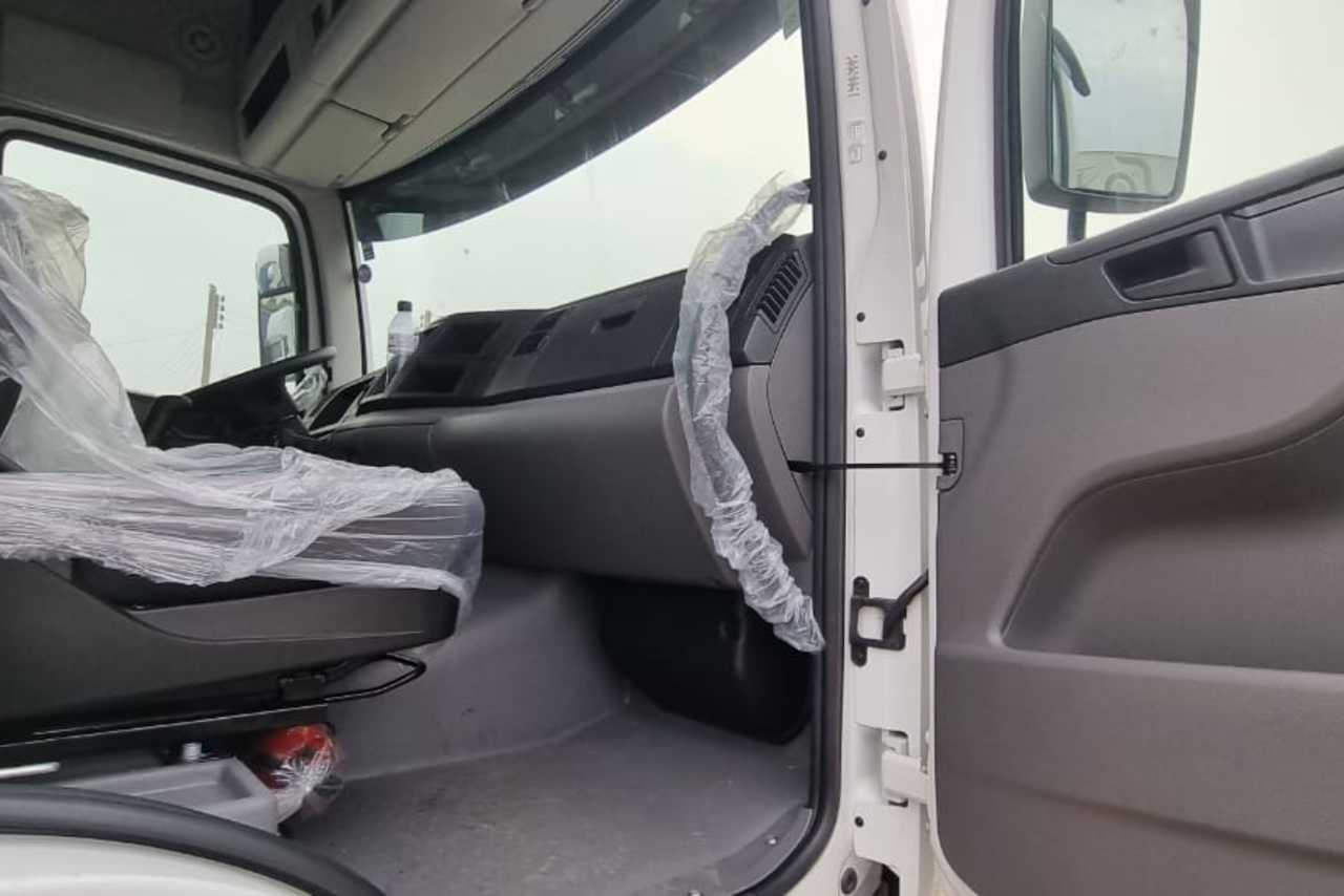 Volkswagen 24-280 E Constellation 6x2 - 21/22 19