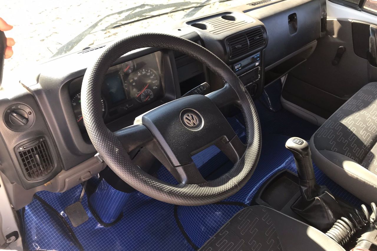 Volkswagen 8 160 - 15/15 16
