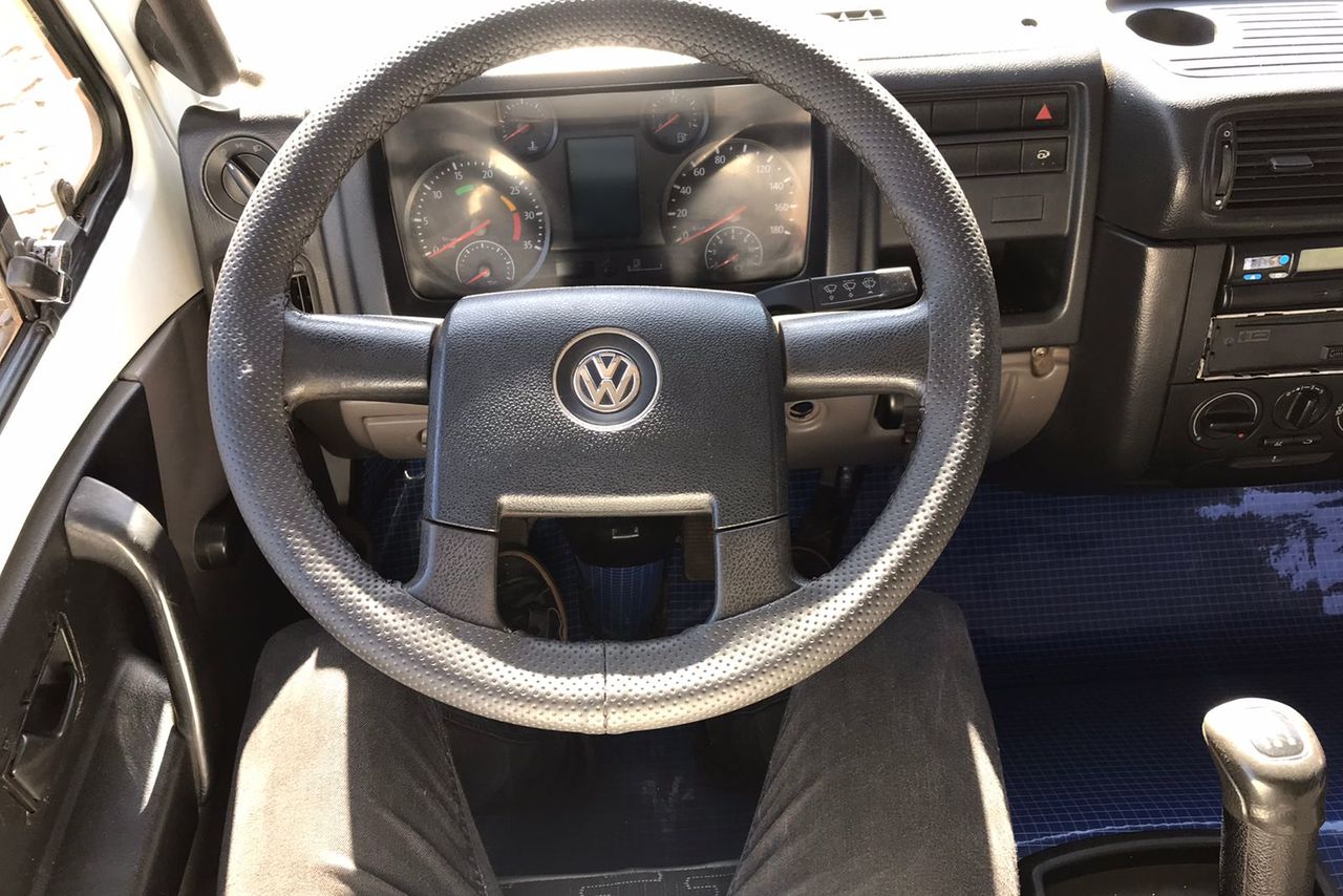 Volkswagen 8 160 - 15/15 17